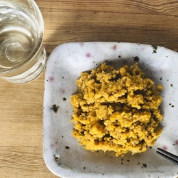 洋野うに牧場の四年うに「蒸し」（キタムラサキウニ）